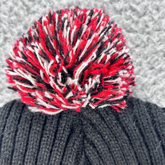 2 Atlanta Falcons Beanie Pom Hat Cap Atlanta Falcons Beanies 47' and New Era - Picture 5 of 16